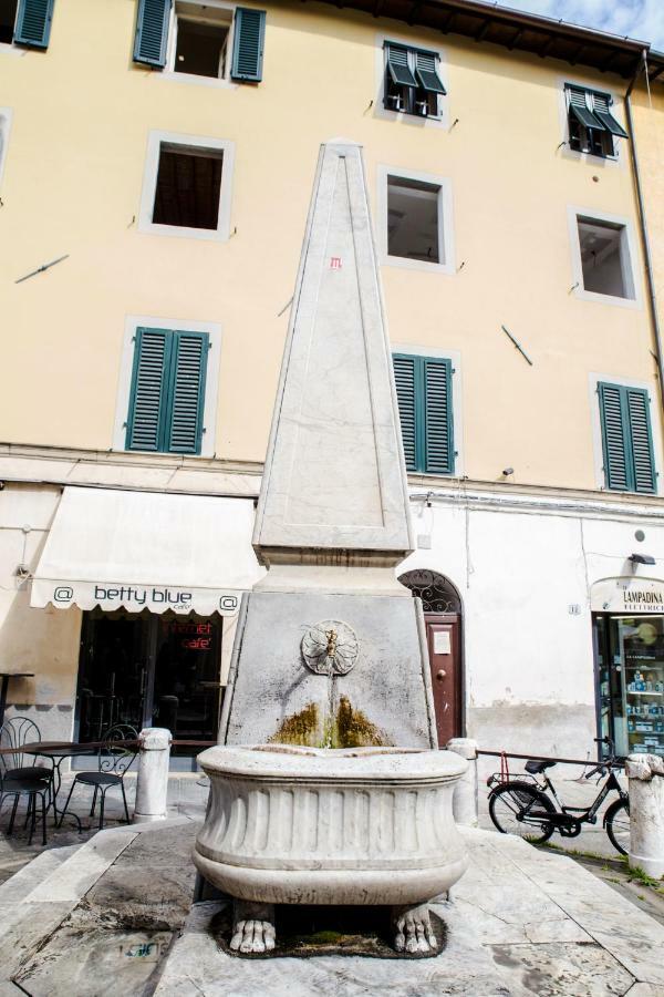 Luxury Apartment Residence La Fontana Lucca Buitenkant foto